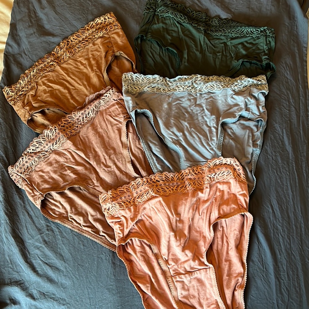 Buy 1 get one 50%off! Kindred Bravely High wasted Underwear